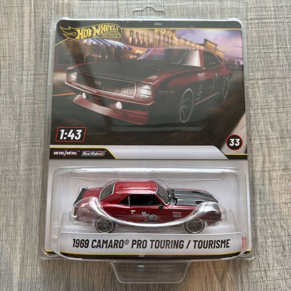 Hot Wheels Premium 1:43 1969 CAMARO PRO TOURING #33 BF Goodrich Edelbrock Holley